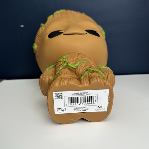 NEW Disney Groot figural coin bank - Picture 4 of 6